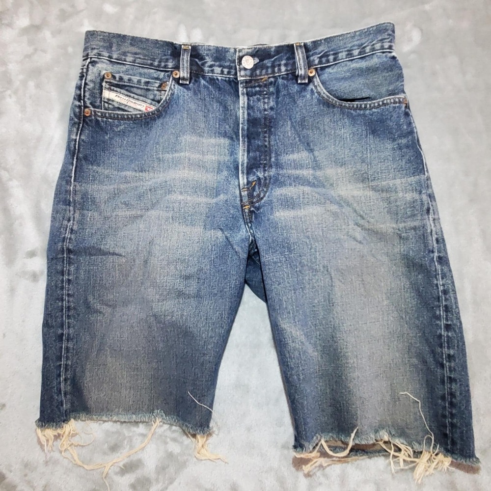 Diesel Industry RR55 Mens Denim Cut Off Shorts Medium Blue Size 32 Button Fly